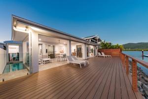 Cove 18 - Luxury beach house