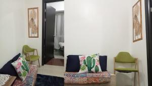 Condo Free Pool Fast Wi-fi near BGC, C5