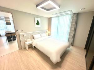 THE DECEMBER STAY Busan Songdo Ocean Terrace