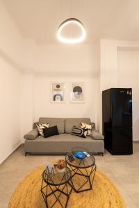 Urban Harbor Getaway