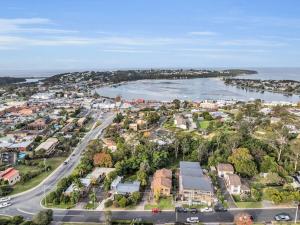 Retreat on Reid Street