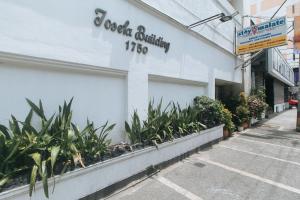 Stay Malate Hostel by RedDoorz