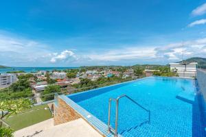 C189 Beachside Luxury in Rawai Sea View and Gym