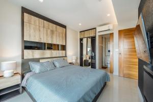 C189 Beachside Luxury in Rawai Sea View and Gym