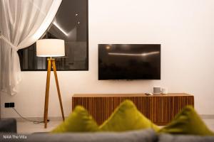 NAIA The Villa - Modern Tropical Retreat