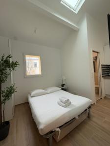 Studio by Eiffel Tower and Roland Garros