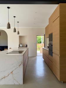 Villas Grand Mas provencale renove avec piscine : photos des chambres