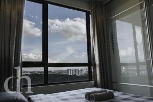 Landmark Residence 2 by Dehoz Suites