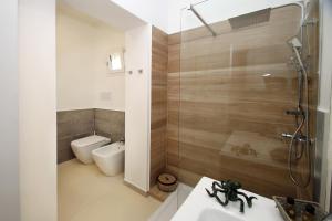 Salù Palace a 1 minuto a piedi dalla spiaggia