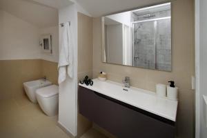 Salù Palace a 1 minuto a piedi dalla spiaggia