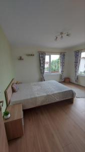 Бащината Къща