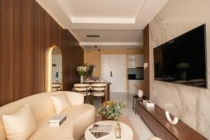 2 bedroom apartment Terra Royal, 280 Nam Ky Khoi Nghia, District 3, Ho Chi Minh