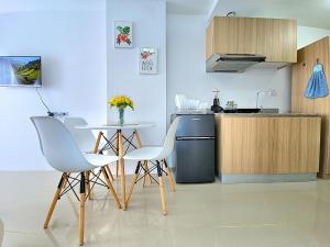 Studio Unit at Bernwood Tower