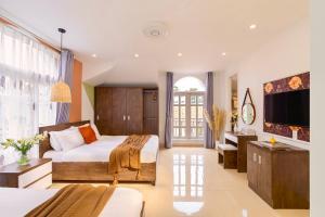 Green Meadow Central Đà Lạt - OTEL