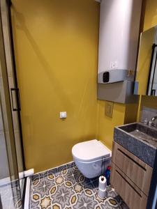 Le Petit Jacques Cognac Studio