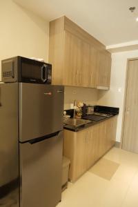 The Metro Suite - 1BR Condo 36F with City View