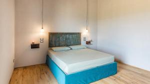 CASALE THE PLACE 6&2, Emma Villas