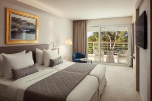 Superior Double Room with Balcony - Sea Side room in Hotel Bellevue