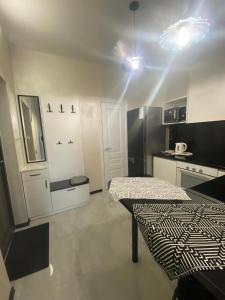 ALEXSANDR apartment в доме с ТРЦ РОДОС море в пешей доступности