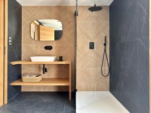 Appartements Appartement a 100metres du lac avec terrasse privee - Vue panoramique sur le lac : photos des chambres