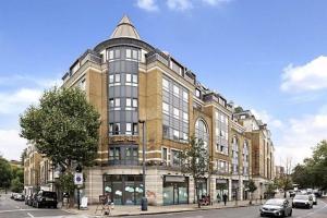 2 Bedroom Apartment with security 24 hours