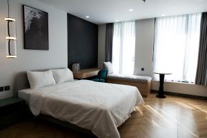 ELHotel