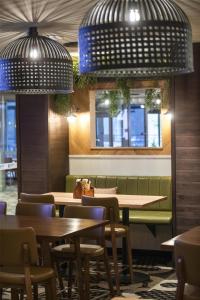 Nightcap at Colyton Hotel