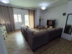 Gjirokastra apartment 360