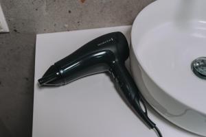 Stylish Retreat in Quiet Piraeus Newly Renovated