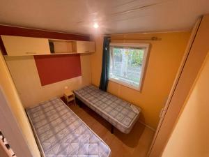 Mobil Home, S4, Turner