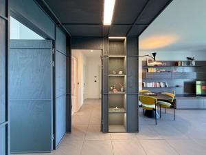 80m2, - 7th floor, with 2 terraces and 2 bathrooms