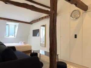 Luxury Suite, Montaigne & Champs Elysées