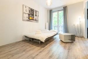 Katowice Classic Living Studio by BookingHost