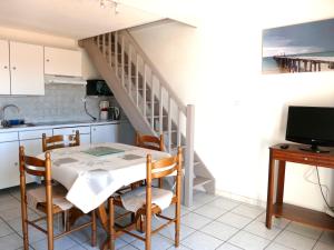 Appartements A 150 m de la mer - T3 tout confort - 4 pers - Roussillon - 1 : photos des chambres