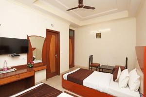Hotel O WESTERN