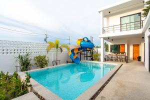 Happy Time Pool Villa