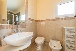 Simone Eden Apartment img18