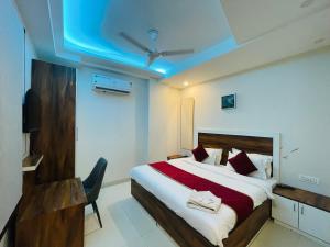 Embrace luxury Hotel & Banquet
