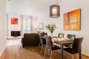 Deluxe Four-Bedroom Apartment room in Aspasios Rambla Catalunya Suites