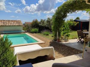 Villas Calme et piscine au coeur du Luberon : photos des chambres