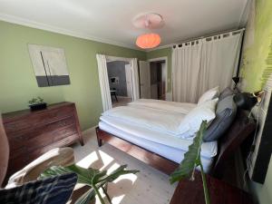 Deluxe Hotel Apartment