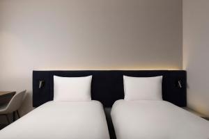 Special Offer - 1-night stay in a Superior Room (Twin) with 1 set of traditional Korean brass spoon and chopstick and 2 welcome drinks
