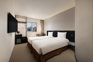 Special Offer - 1-night stay in a Superior Room (Twin) with 1 set of traditional Korean brass spoon and chopstick and 2 welcome drinks