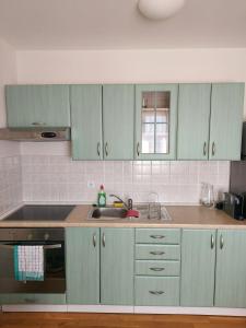 Modernes Apartment in erster Reihe zum Meer