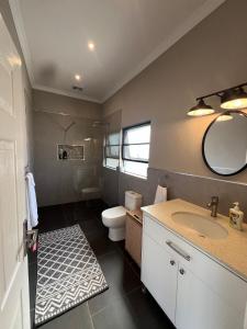 Sunset Field Guest Flat