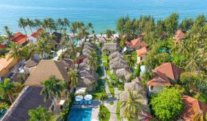 Coco Cottage Beachfront Resort