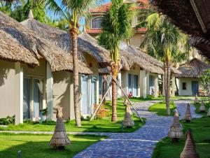Coco Cottage Beachfront Resort