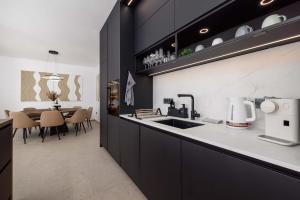 Villa AMARIS with private heated pool