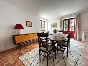 Maisons de vacances Les Ecuries, sur un domaine chatelain : photos des chambres