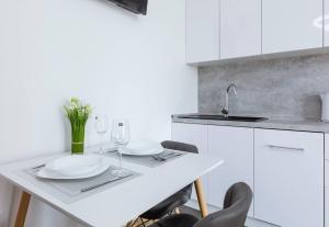 Nyvky Like Home - Нивки Парк з балконом та ванною 45